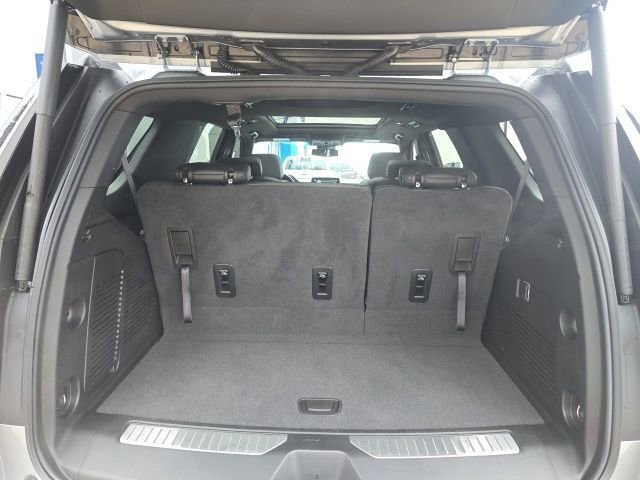 Used 2024 Chevrolet Tahoe Z71 image 10