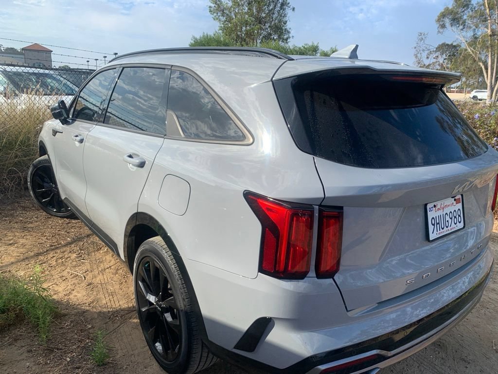 Certified 2022 Kia Sorento SX FWD image 8