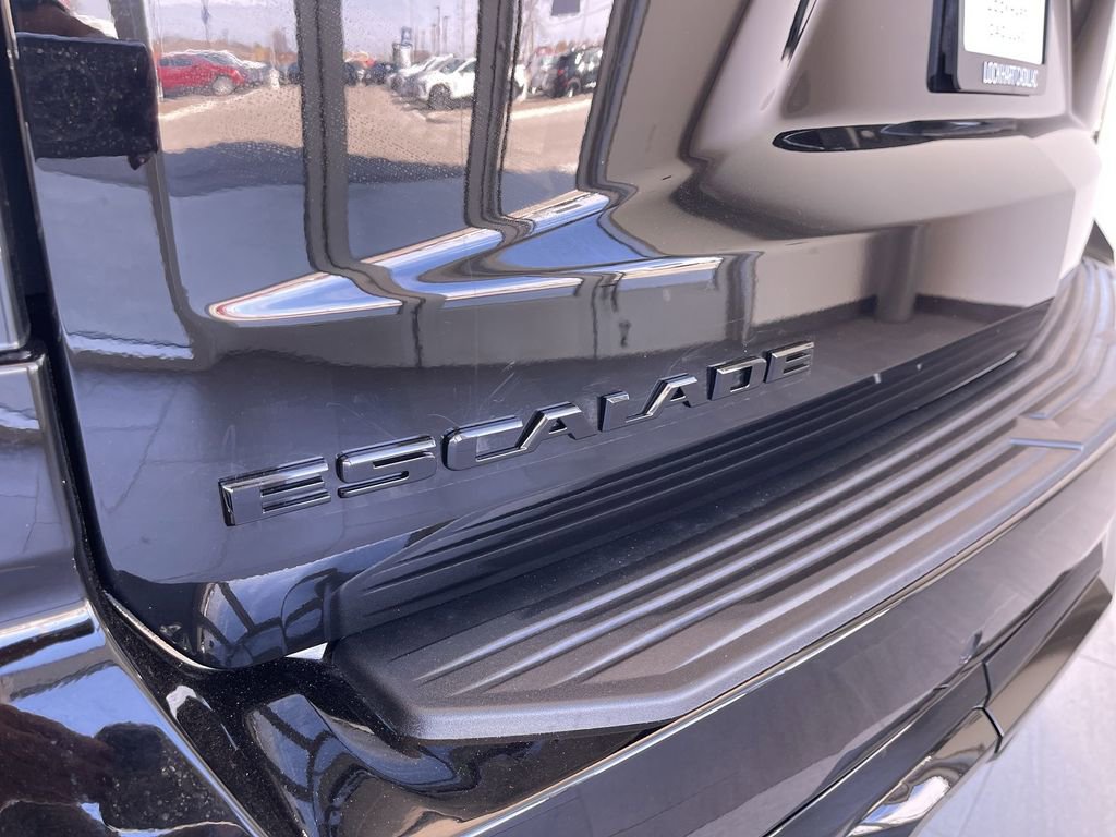 New 2026 Cadillac Escalade ESV V w/ LPO, ONYX Package image 5