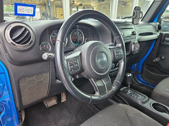 Used 2016 Jeep Wrangler Unlimited Sport w/ Connectivity Group AWD/4WD image 9