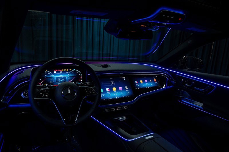 New 2026 Mercedes-Benz E 350 Sedan image 13