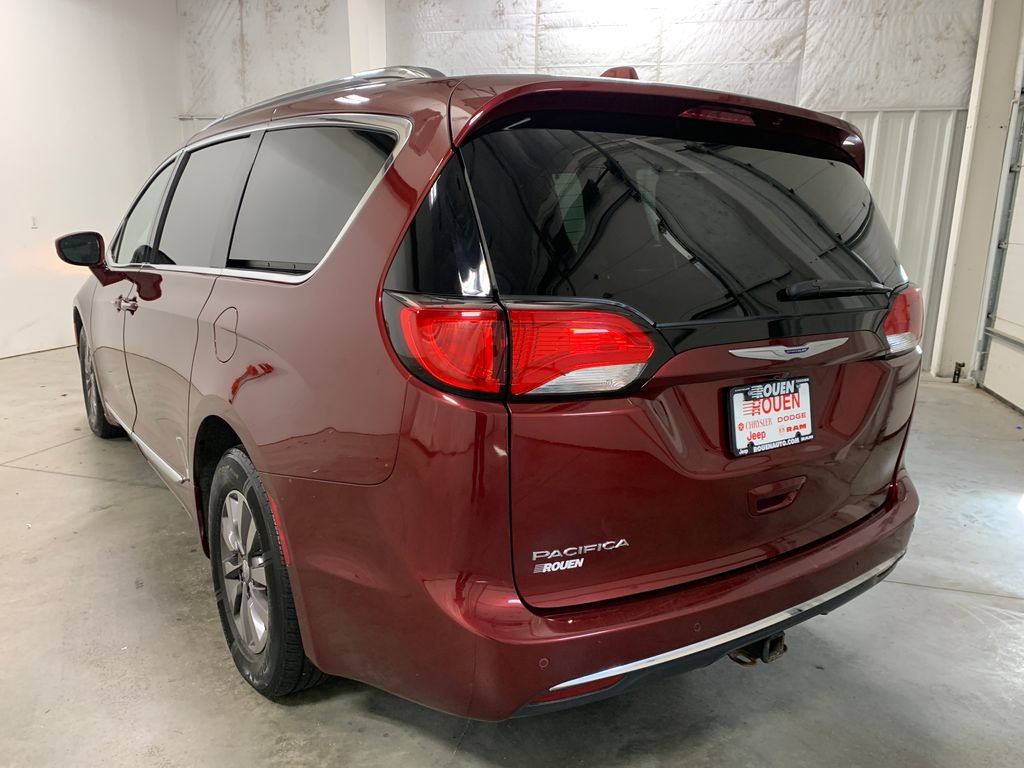 Used 2019 Chrysler Pacifica Touring-L Plus FWD image 5