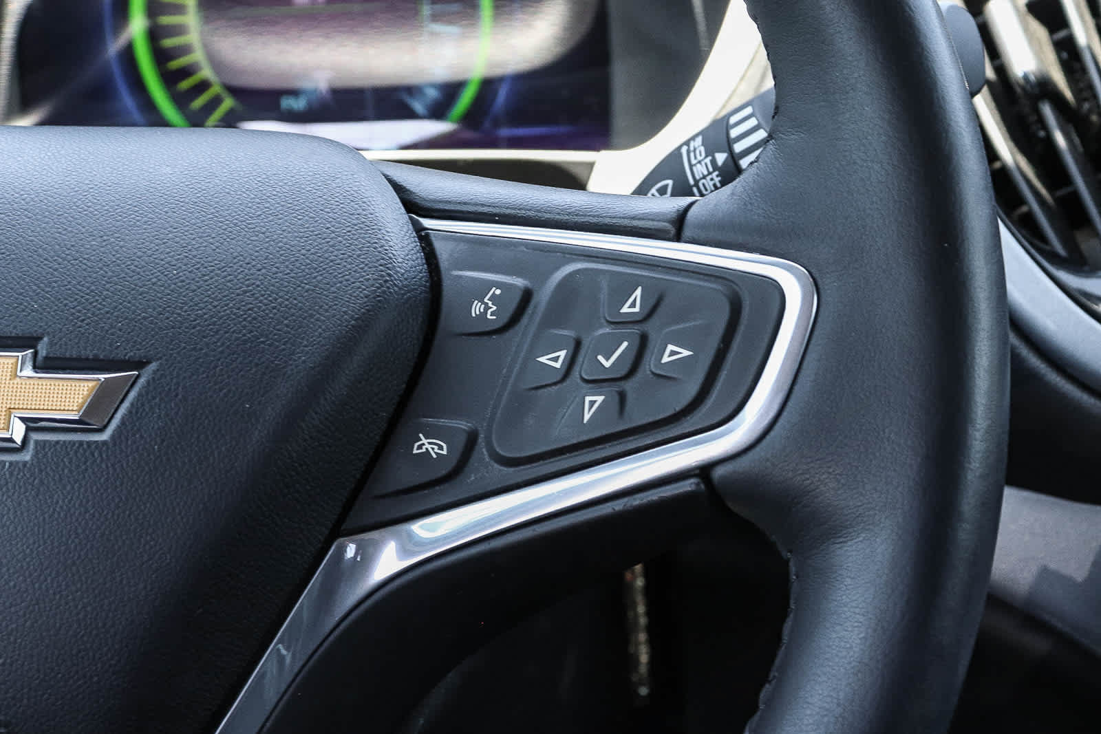 Used 2016 Chevrolet Volt LT w/ Comfort Package FWD image 24