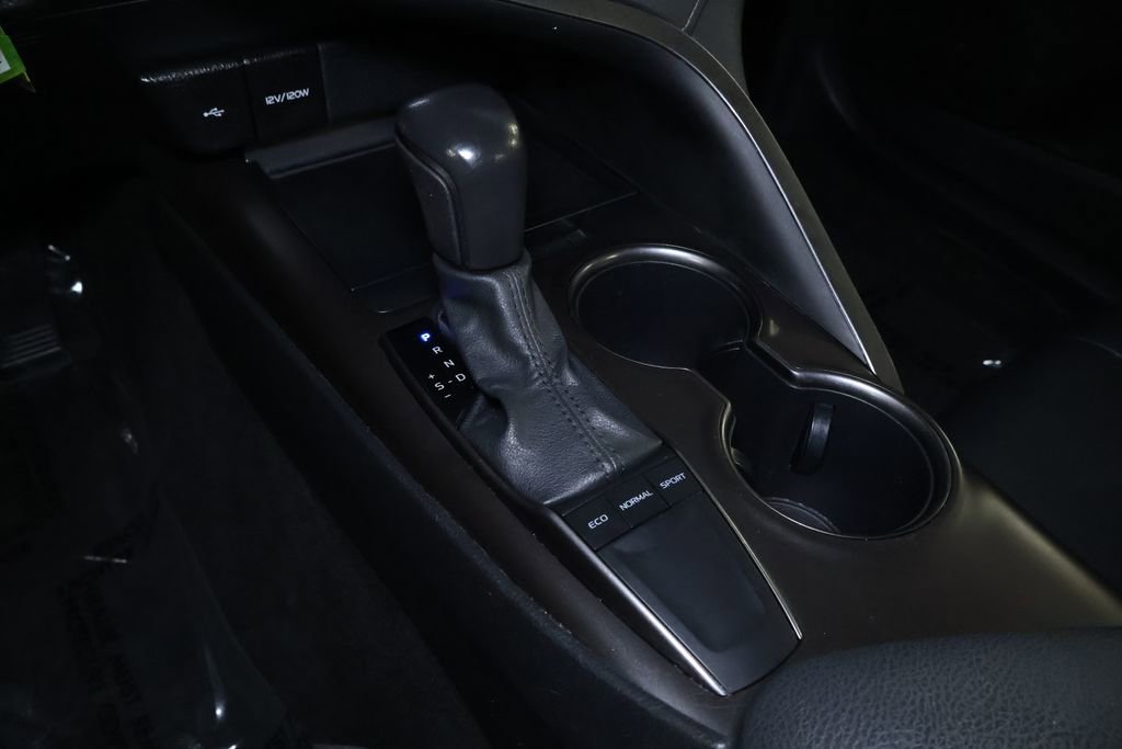 Used 2023 Toyota Camry SE image 29