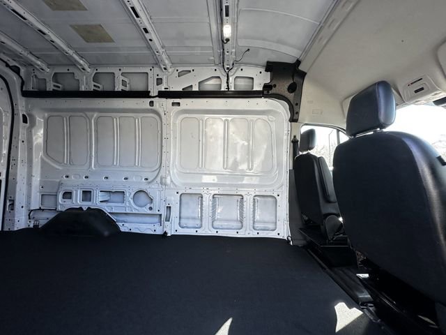 Certified 2023 Ford Transit 250 148 High Roof image 18