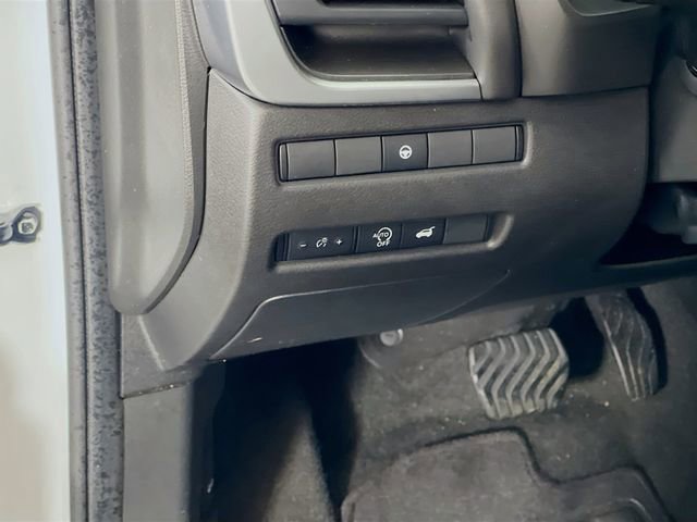 Used 2025 Nissan Rogue SV w/ SV Premium Package FWD image 11