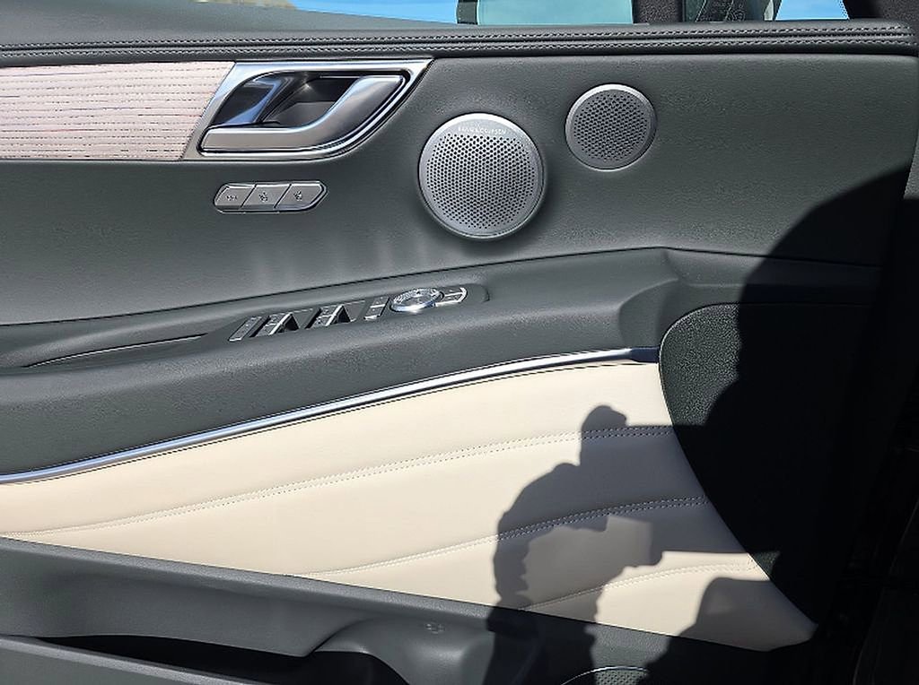 Used 2026 Genesis GV80 3.5T Prestige image 6