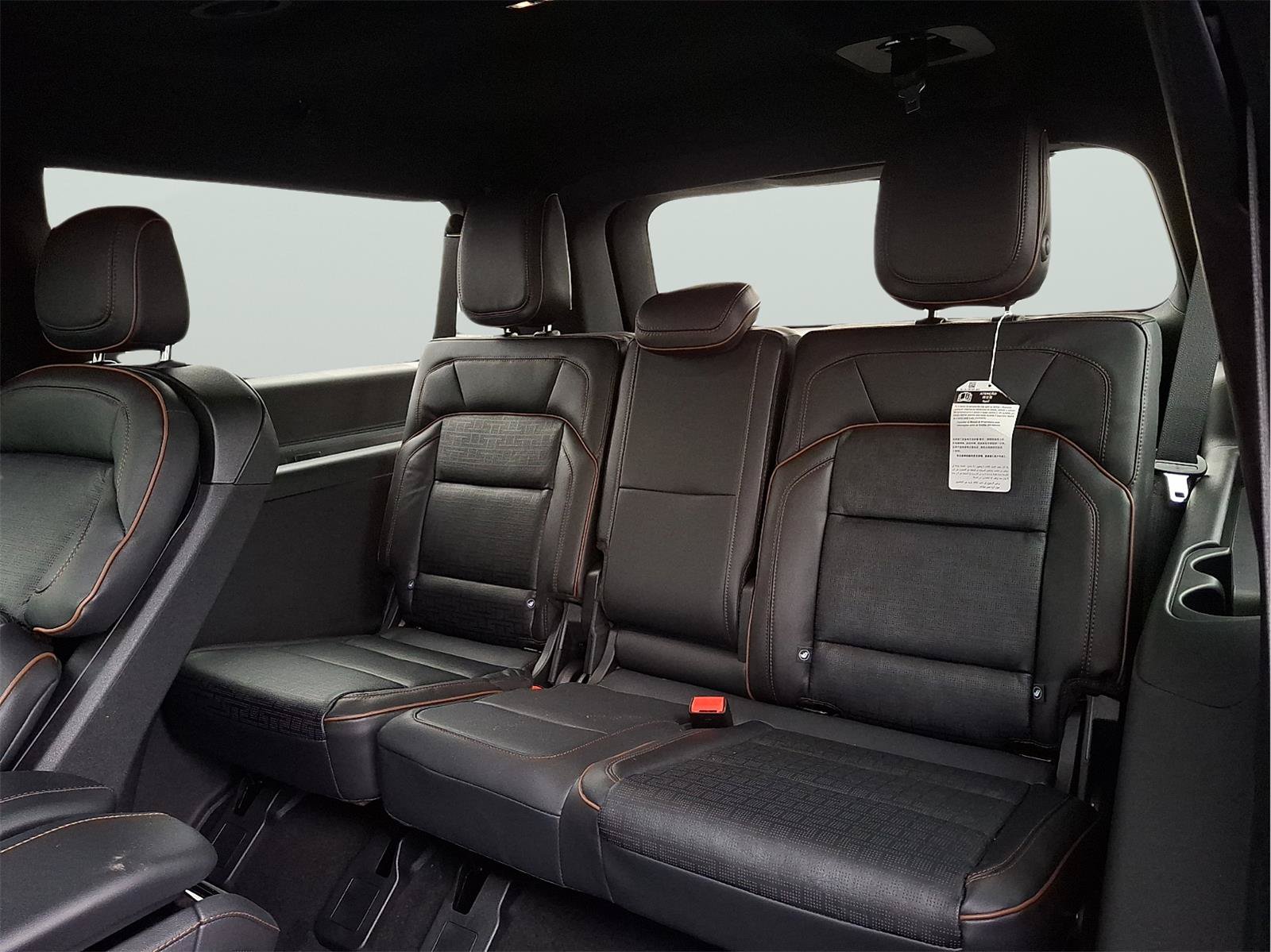 New 2025 Lincoln Navigator L Black Label AWD/4WD image 8