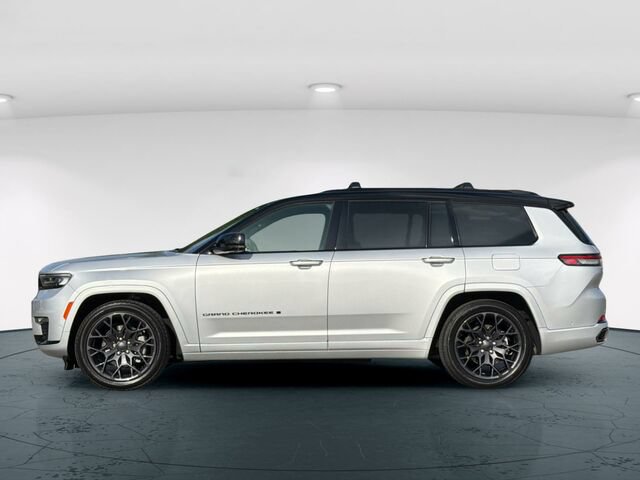 Used 2024 Jeep Grand Cherokee L Summit AWD/4WD image 4