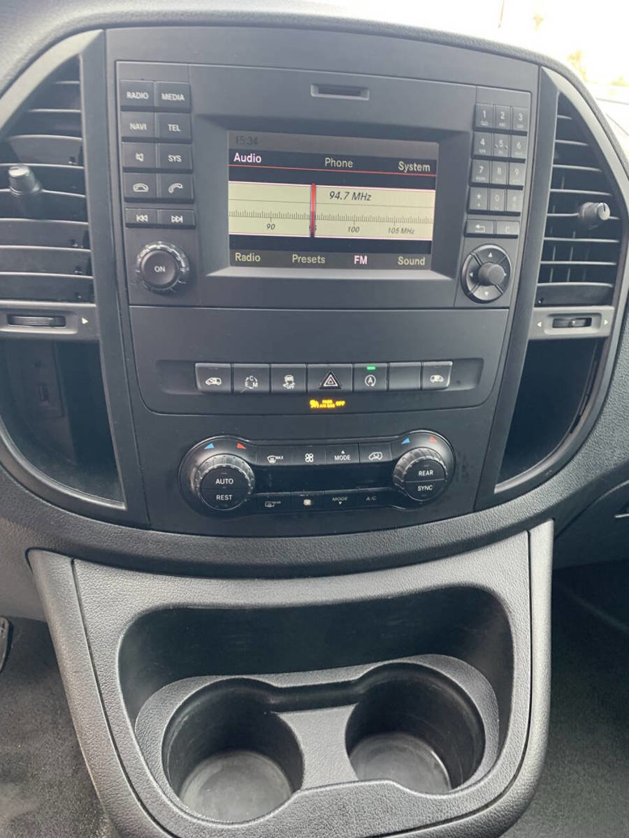 Used 2017 Mercedes-Benz Metris Passenger image 13