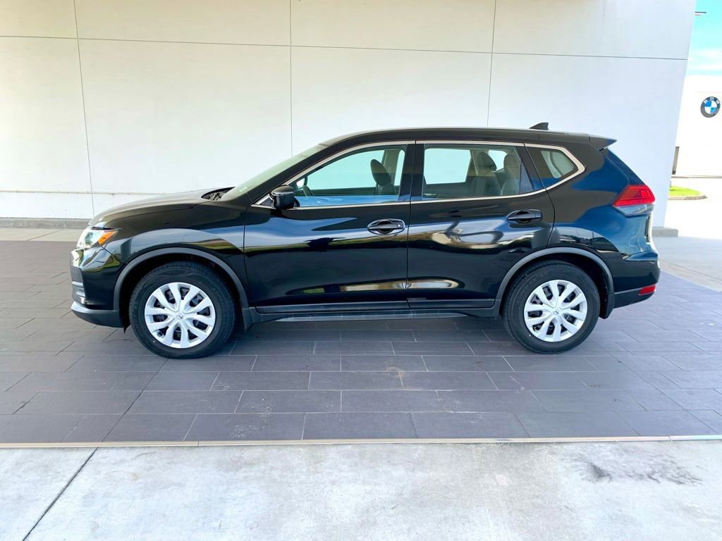Used 2017 Nissan Rogue S image 8