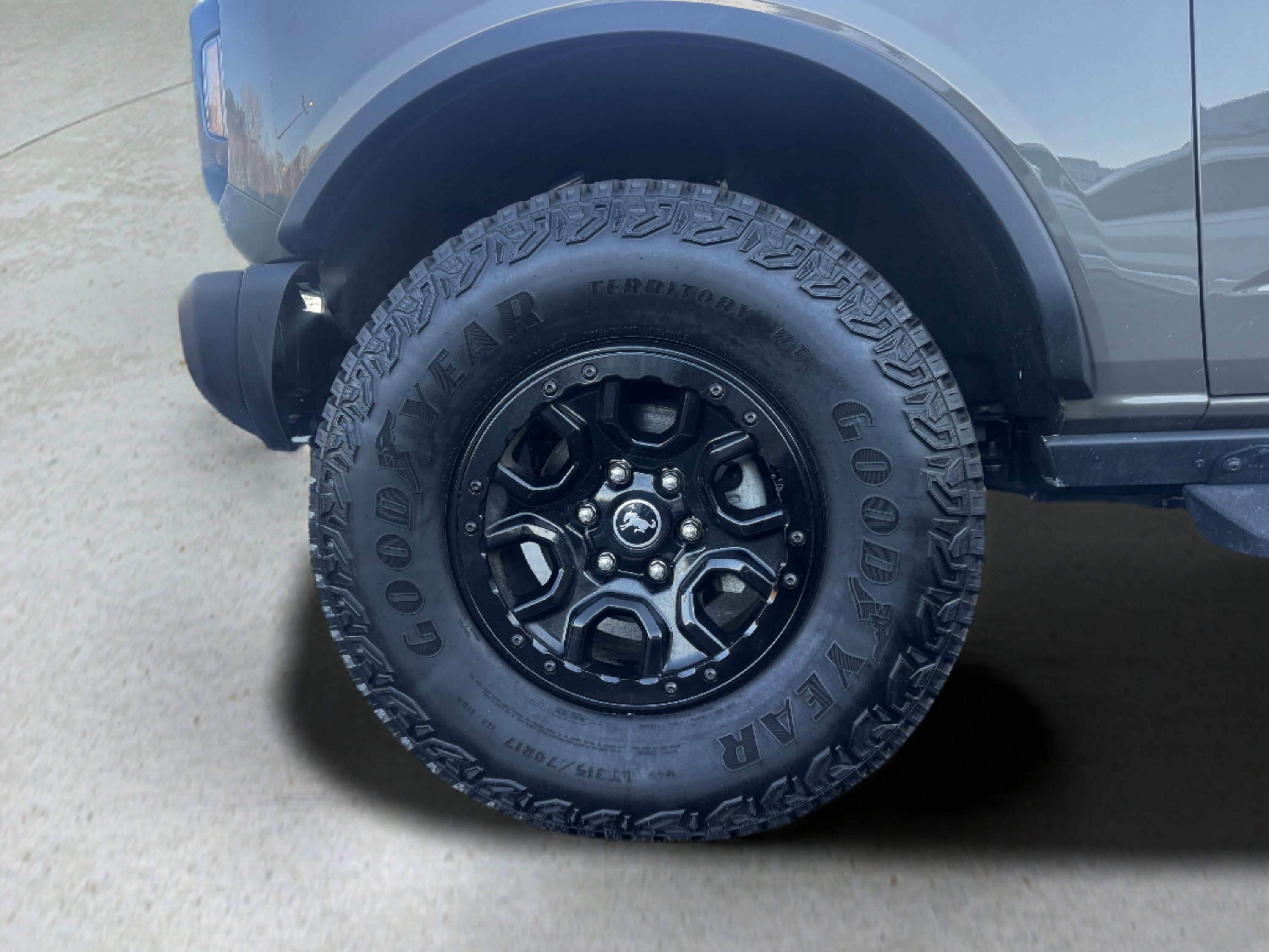 Used 2025 Ford Bronco Big Bend w/ Sasquatch Package image 5