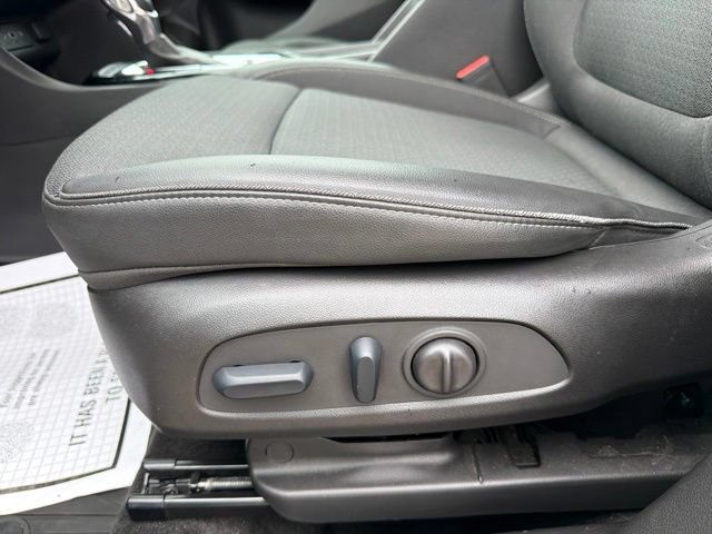 Used 2023 Buick Encore GX Select AWD/4WD image 13