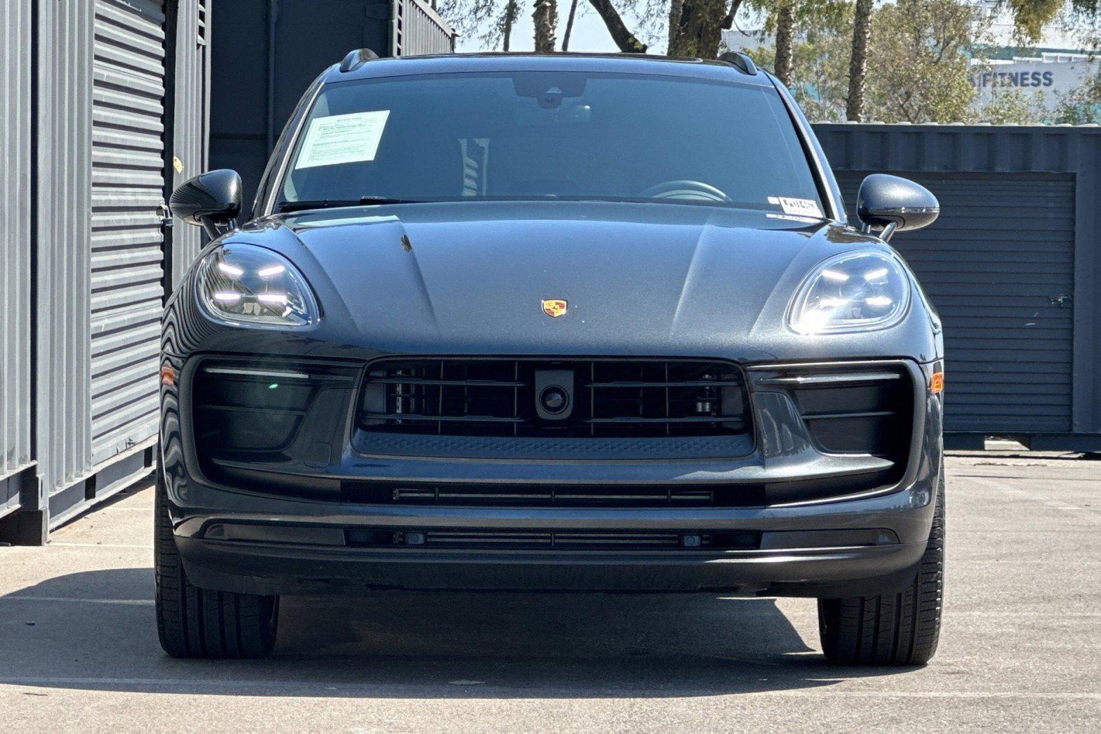 Used 2025 Porsche Macan image 11