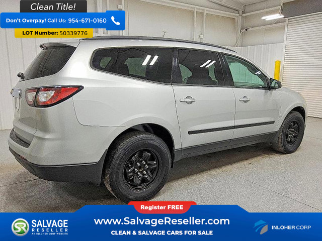 Used 2014 Chevrolet Traverse LS image 4