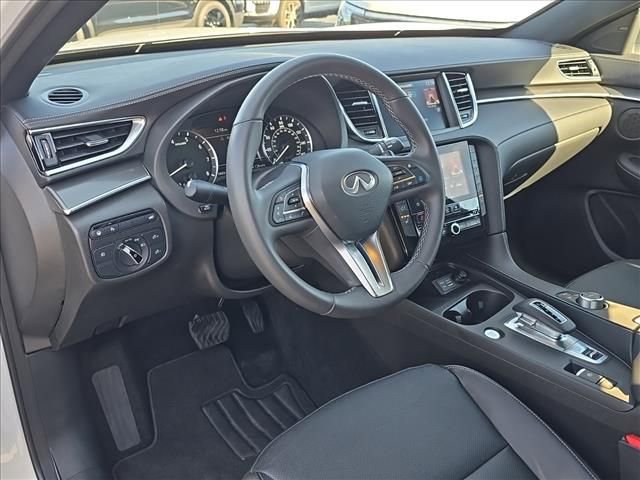 Used 2025 INFINITI QX55 Luxe w/ Cargo Package image 14