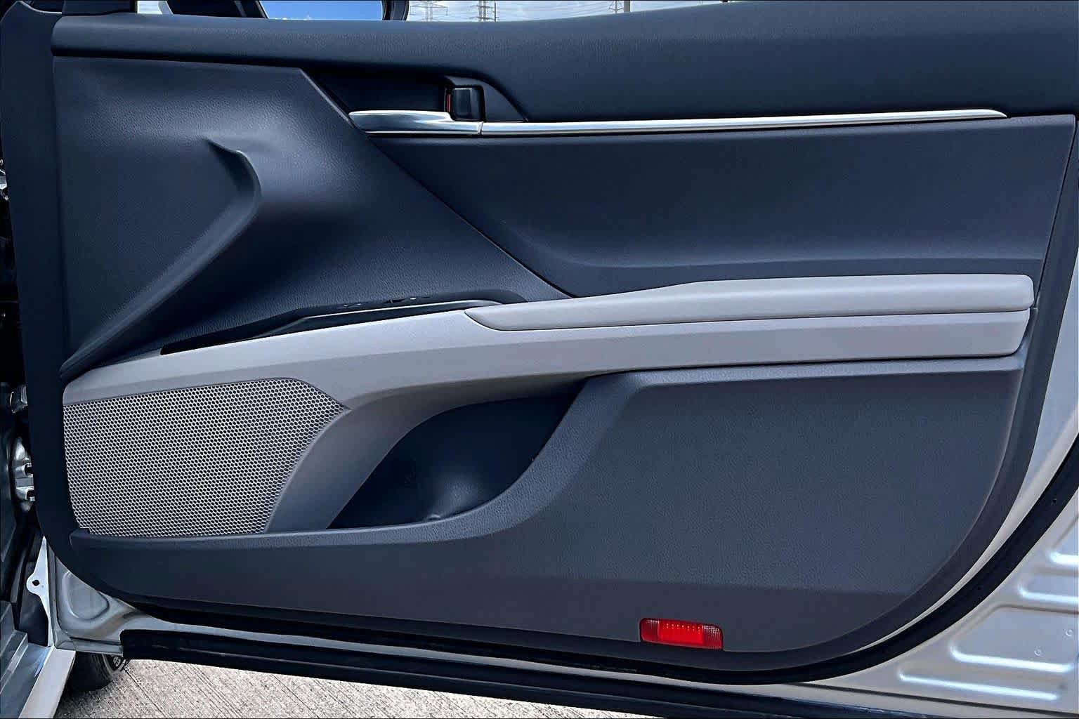 Certified 2020 Toyota Camry LE FWD image 21