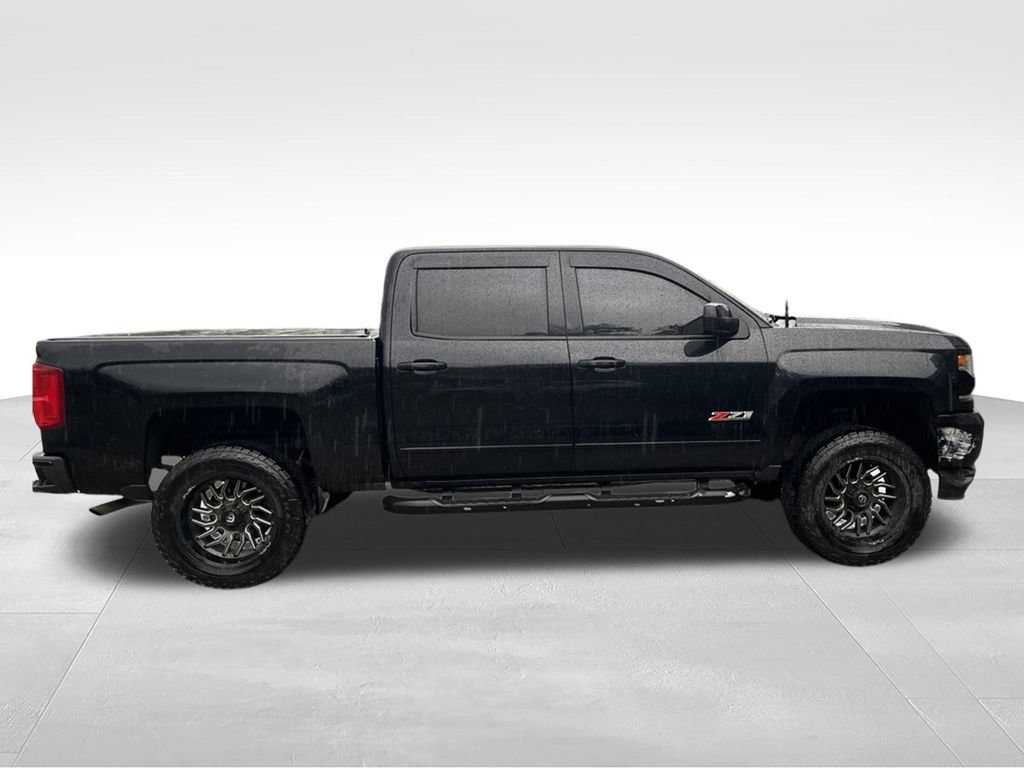 Used 2016 Chevrolet Silverado 1500 LTZ Z71 w/ LTZ Plus Package AWD/4WD image 8