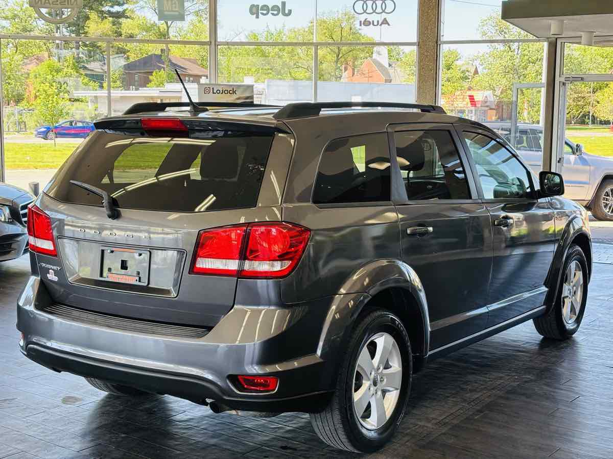 Used 2015 Dodge Journey SE w/ Quick Order Package 22F SE FWD image 4