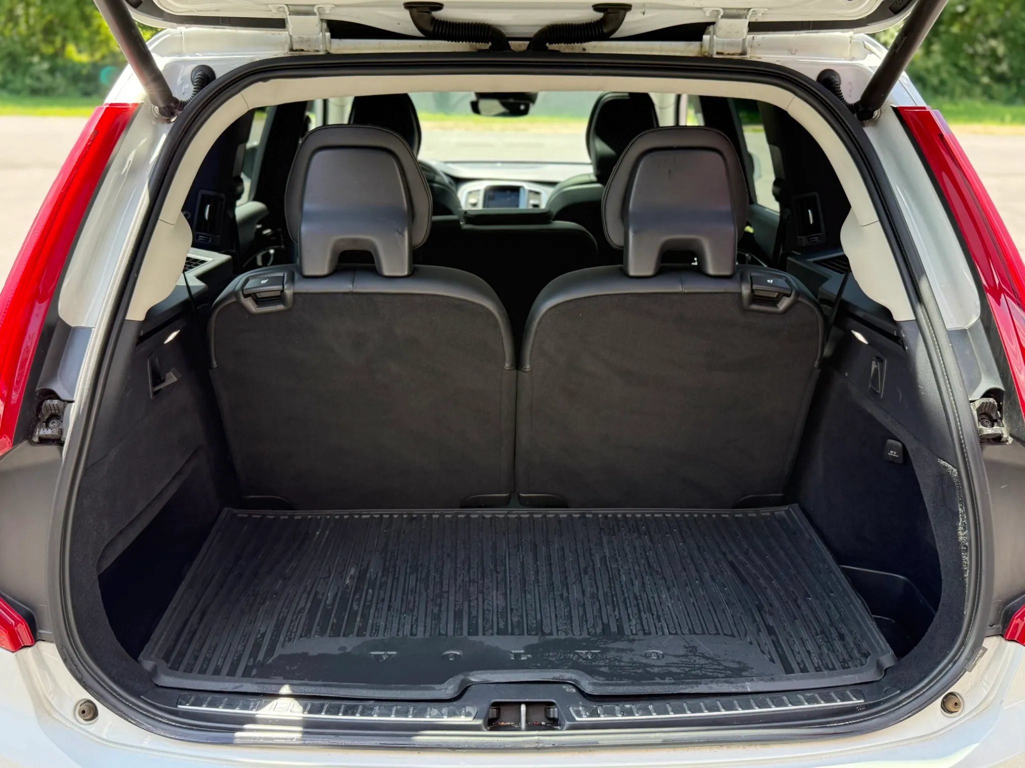 Used 2019 Volvo XC90 T5 Momentum w/ Advanced Package AWD/4WD image 52