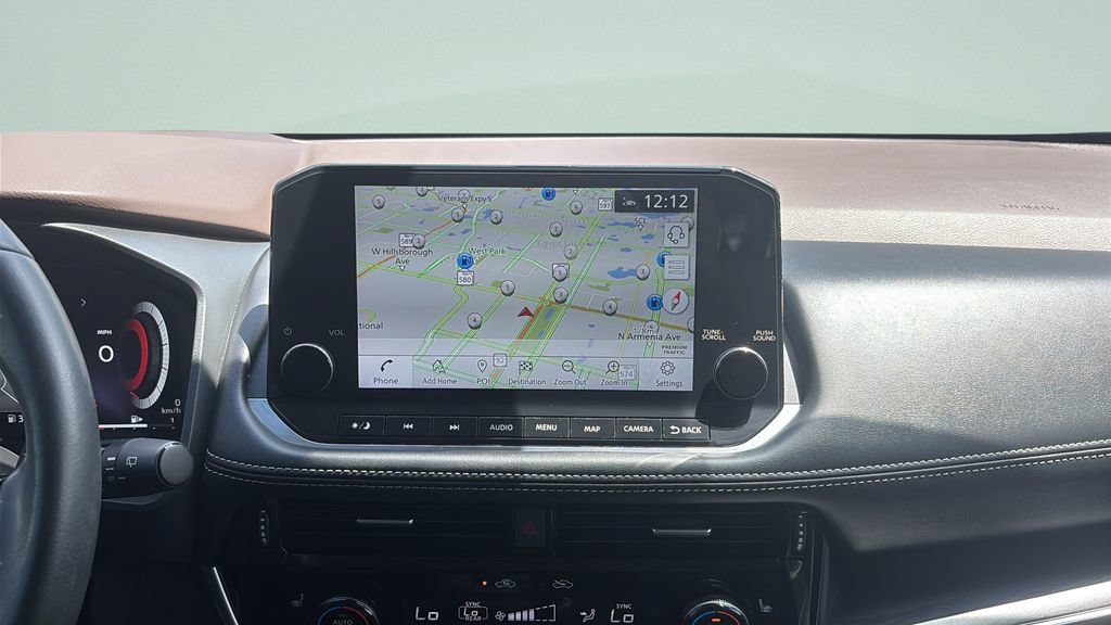 Used 2022 Nissan Rogue Platinum w/ Head-Up Display Package AWD/4WD image 14