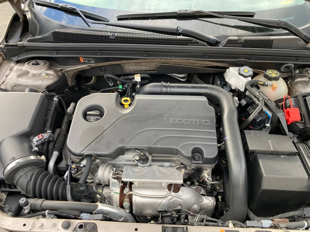 Used 2023 Chevrolet Malibu LT FWD image 26