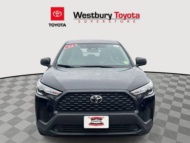 Used 2024 Toyota Corolla Cross L image 3