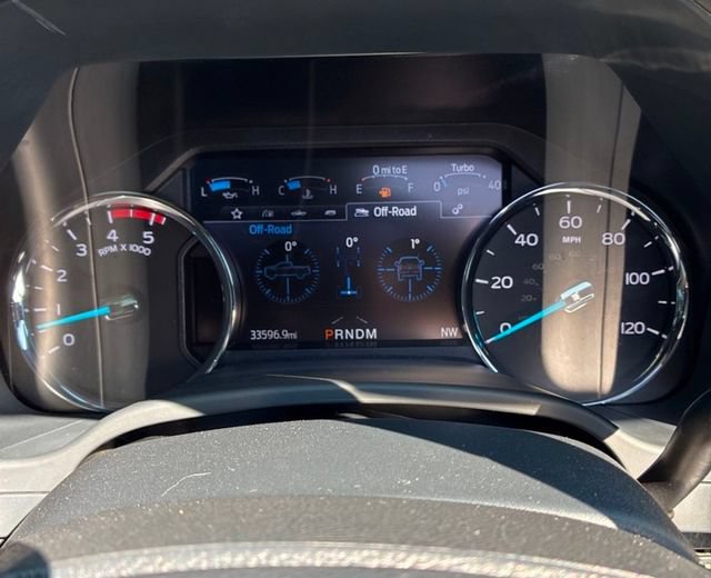 Used 2022 Ford F350 Lariat w/ Tremor Off-Road Package AWD/4WD image 11