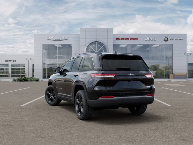 New 2026 Jeep Grand Cherokee Limited w/ Limited Altitude Package AWD/4WD image 3
