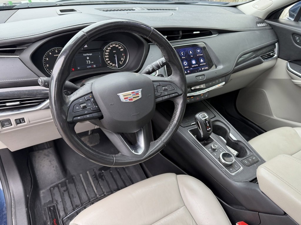 Used 2019 Cadillac XT4 Premium Luxury image 8