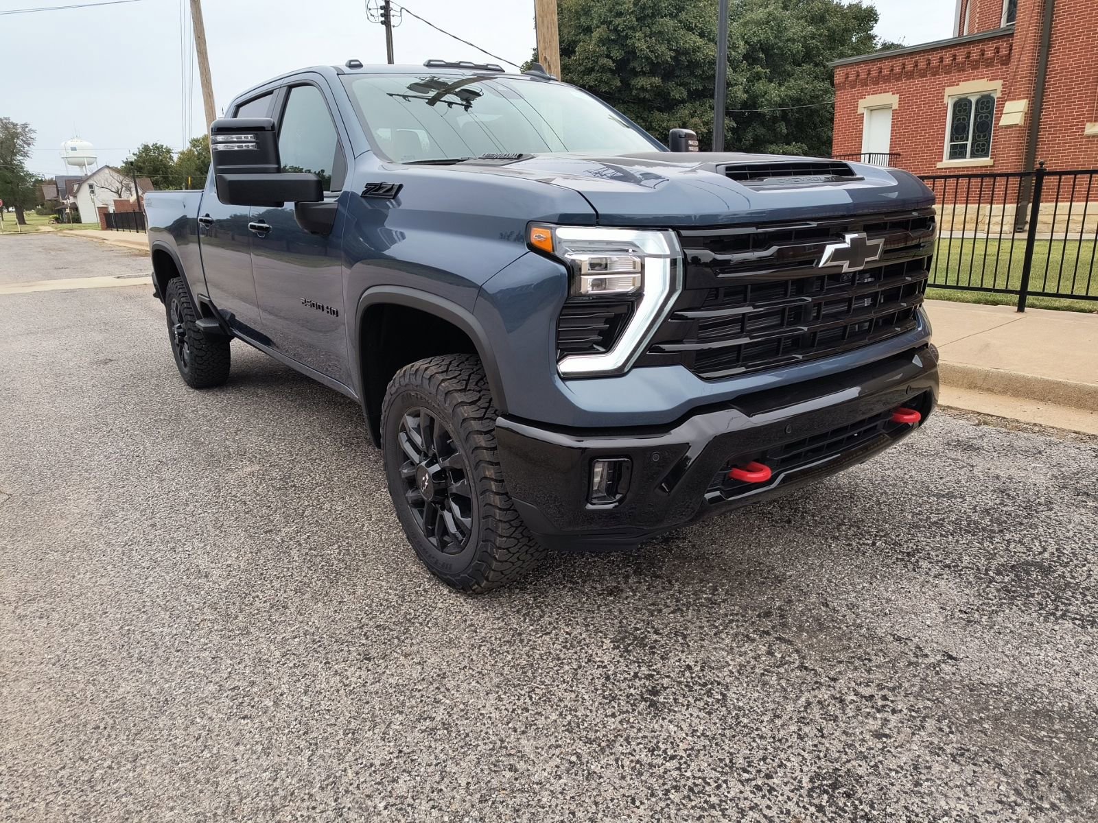 New 2026 Chevrolet Silverado 2500 LT w/ Trail Boss Package image 2