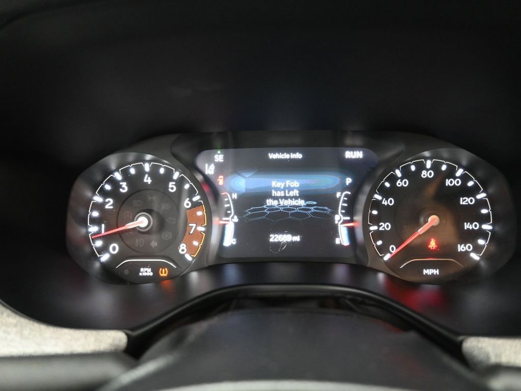 Used 2024 Jeep Compass Latitude image 7