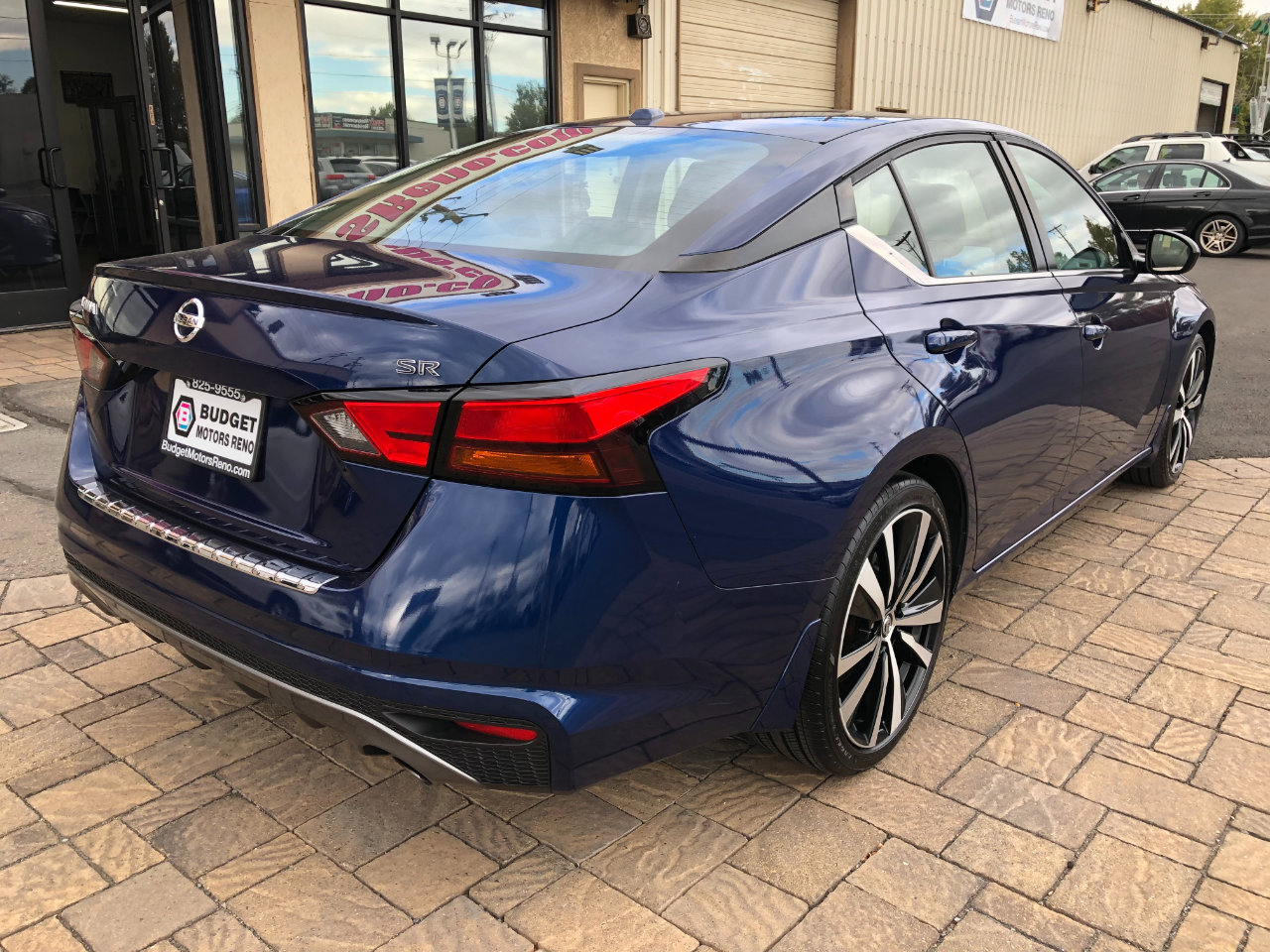 Used 2019 Nissan Altima 2.5 SR image 2