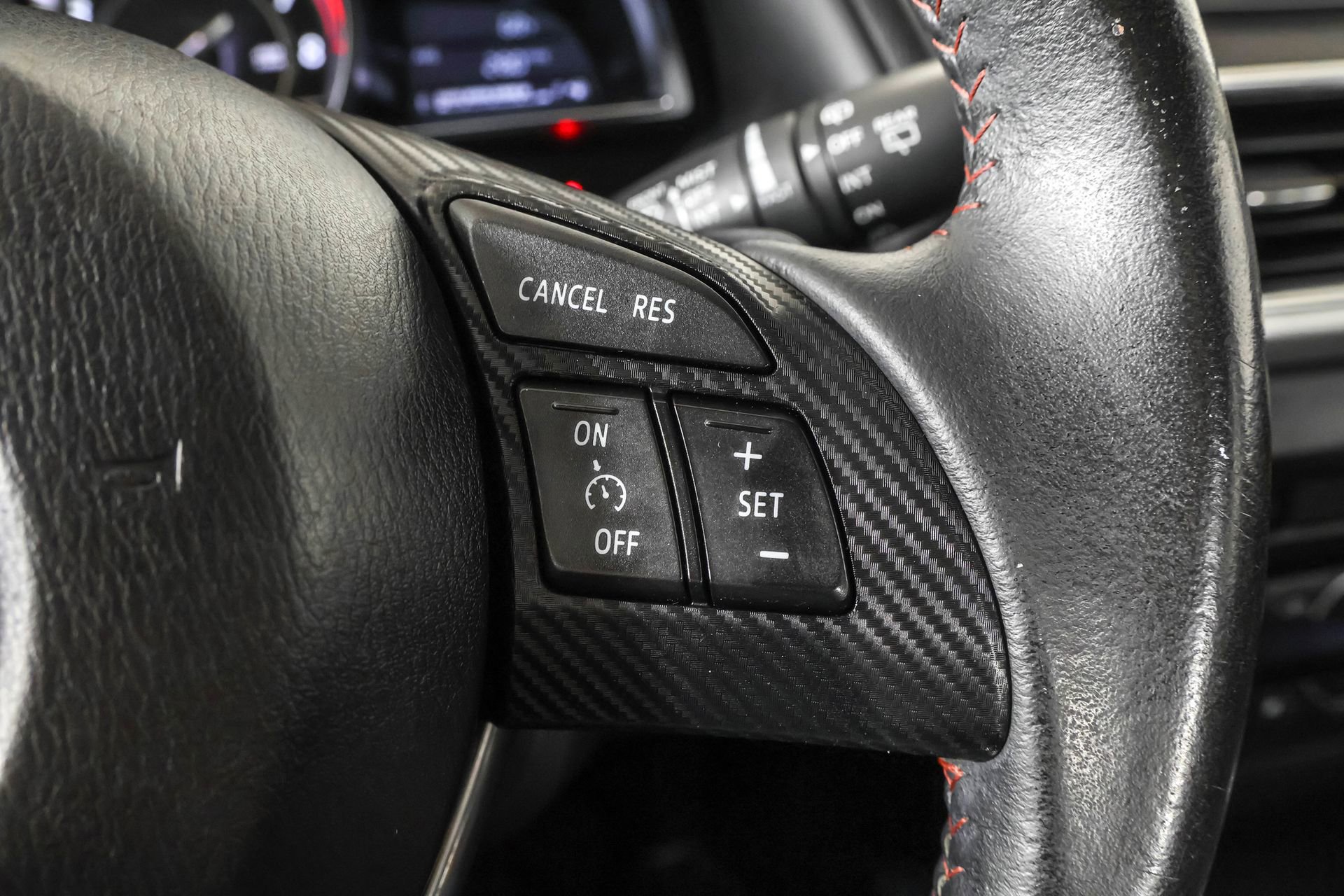 Used 2014 MAZDA MAZDA3 s Touring image 31