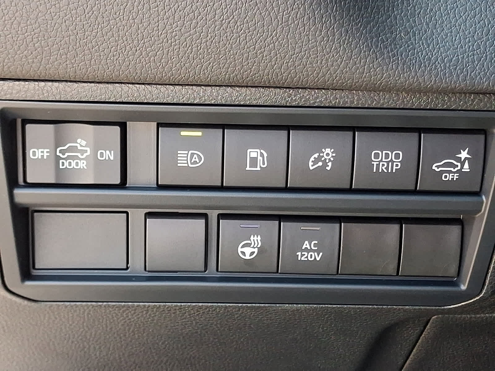 Used 2024 Toyota Tundra Limited AWD/4WD image 27