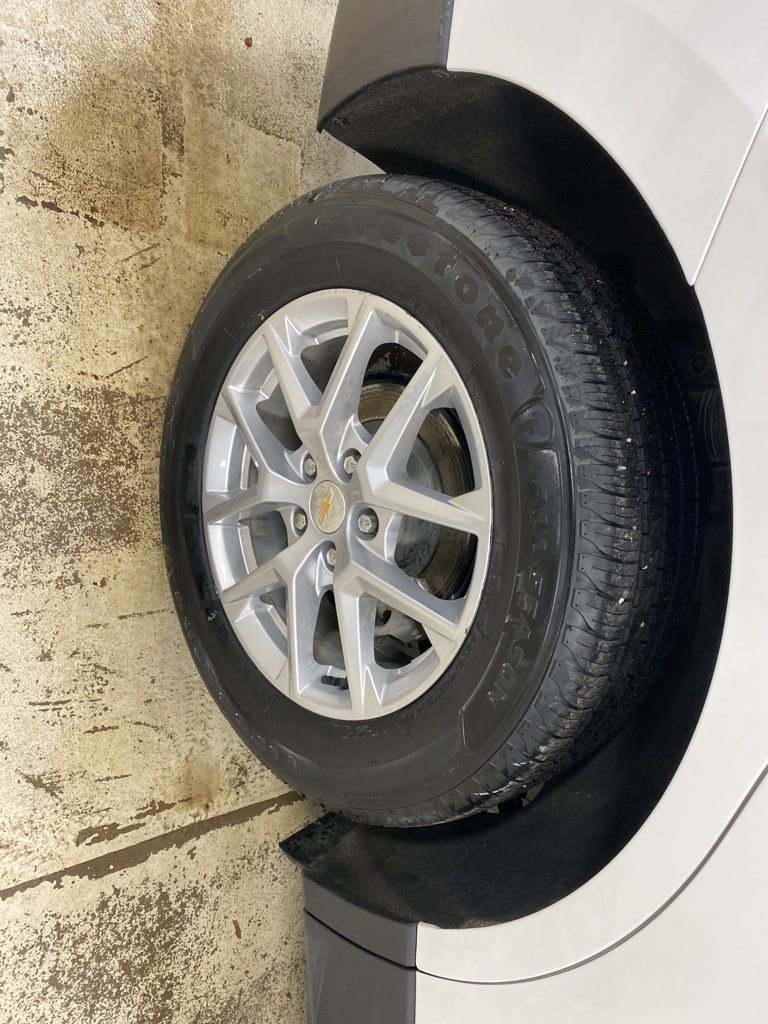 Used 2023 Chevrolet Equinox LT image 12