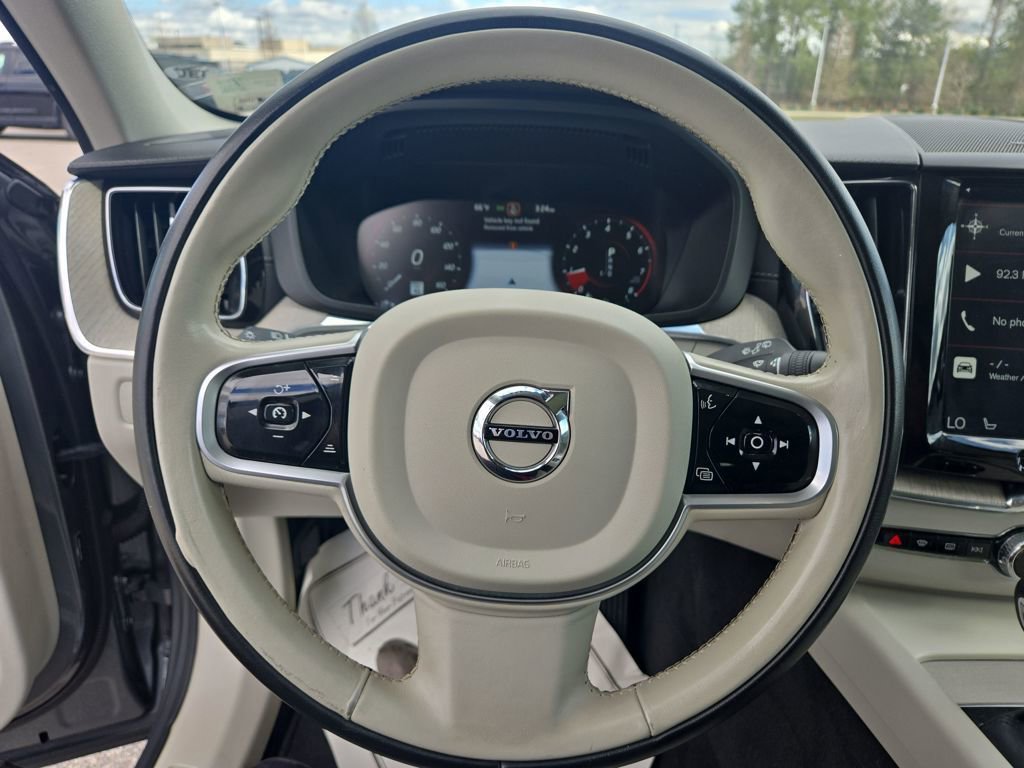 Used 2020 Volvo XC60 T5 Inscription image 19