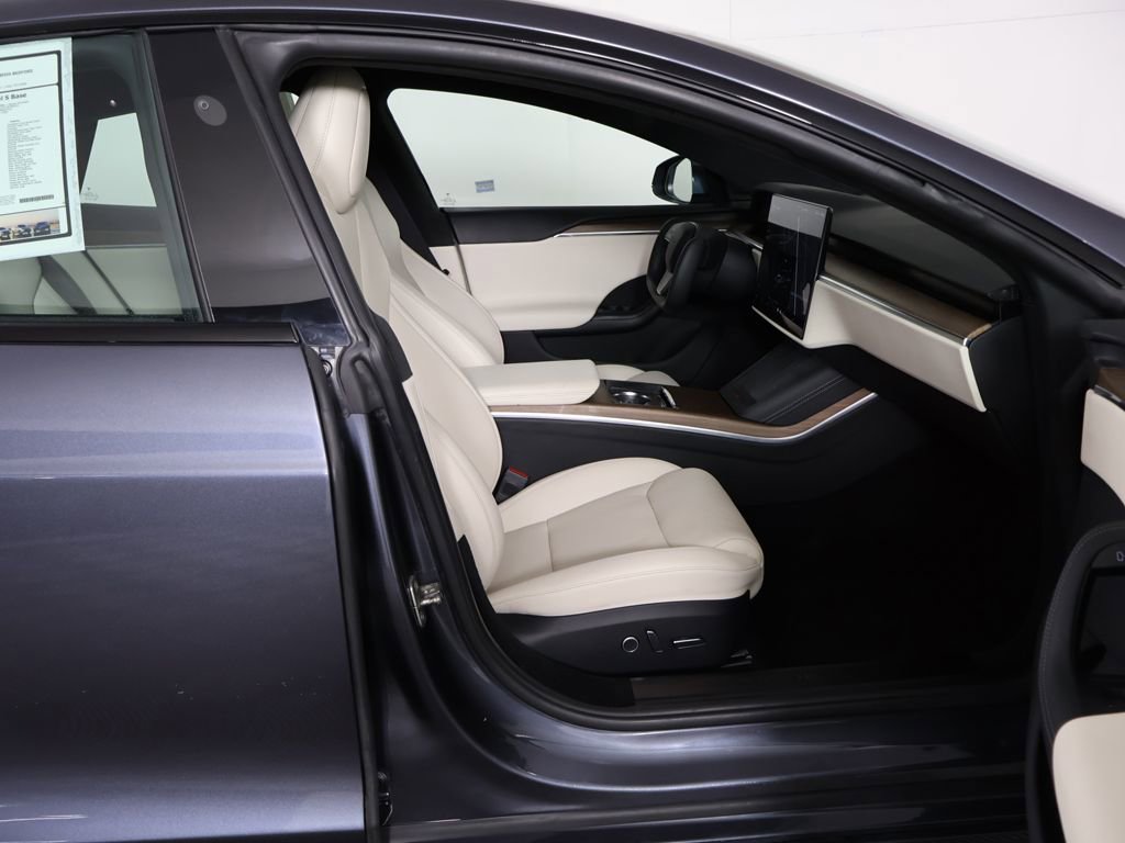 Used 2022 Tesla Model S AWD/4WD image 28