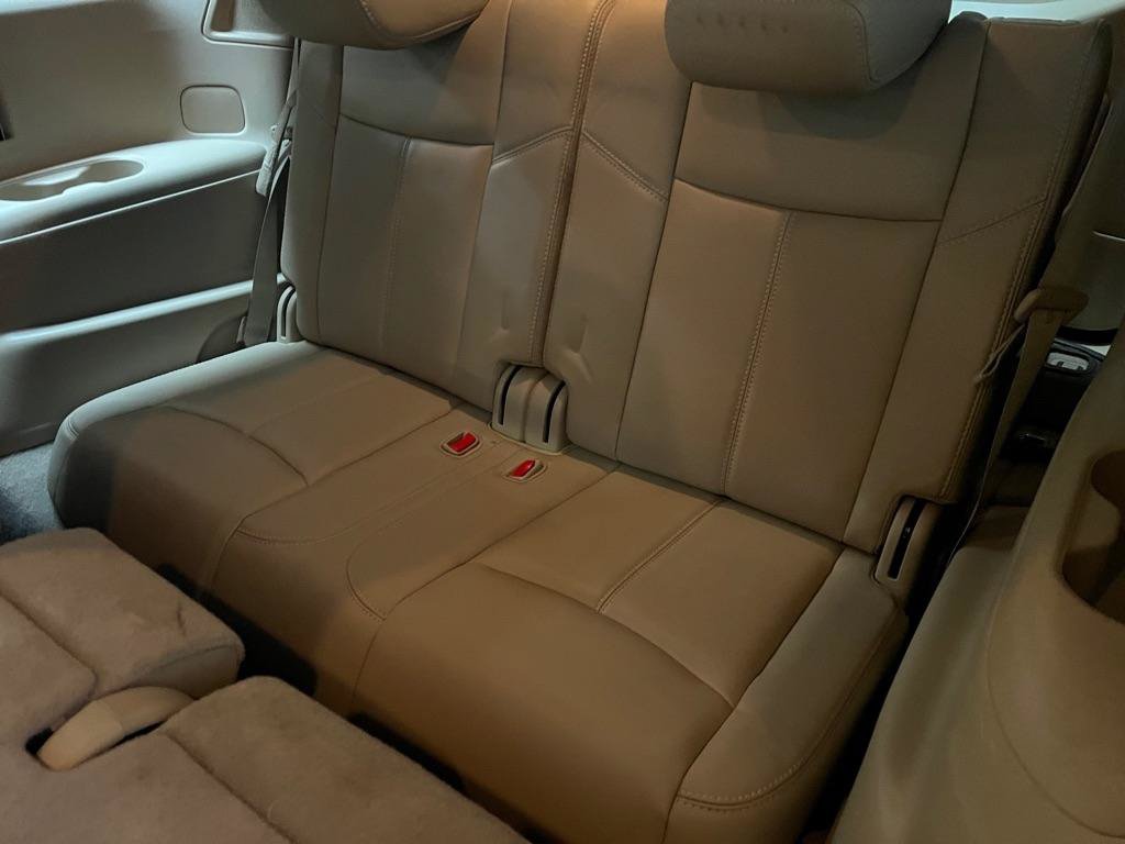 Used 2014 Nissan Pathfinder SL w/ SL Tech Package AWD/4WD image 17