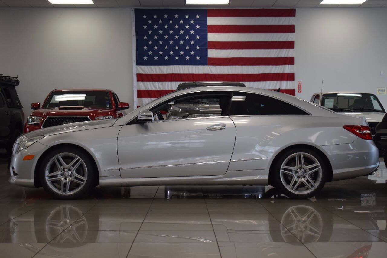 Used 2011 Mercedes-Benz E 550 Coupe image 10