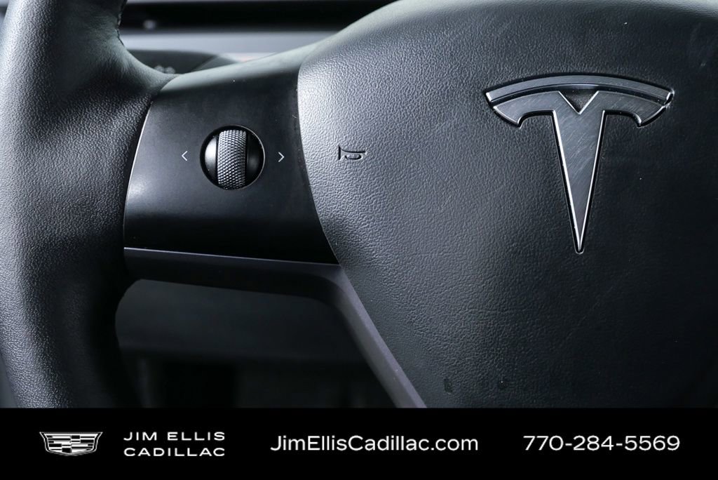 Used 2022 Tesla Model Y Long Range image 29