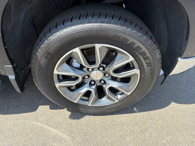 Used 2024 Chevrolet Silverado 1500 LT AWD/4WD image 30
