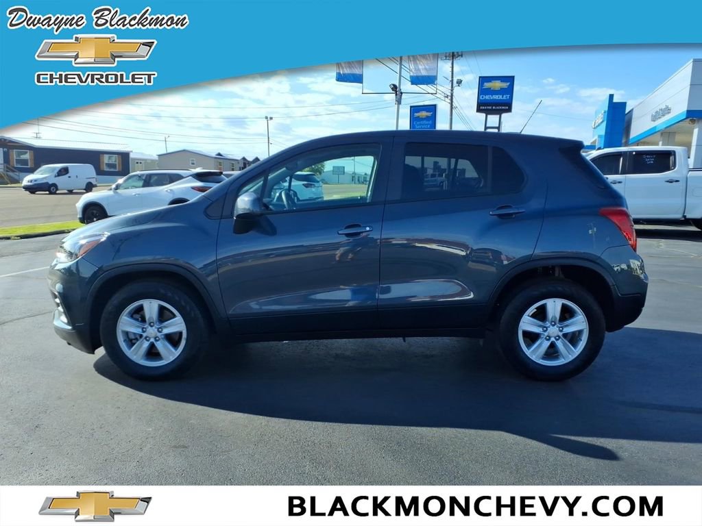 Used 2022 Chevrolet Trax LS w/ Tint and Cruise Package image 6