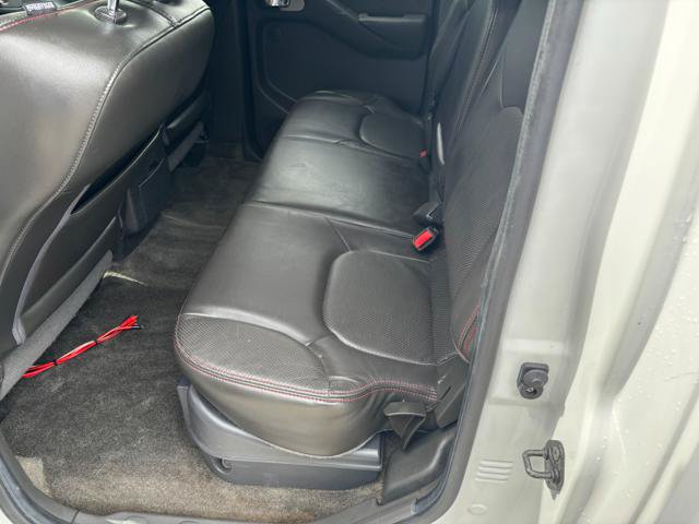 Used 2011 Nissan Frontier PRO-4X w/ Pro-4x Luxury Pkg AWD/4WD image 13