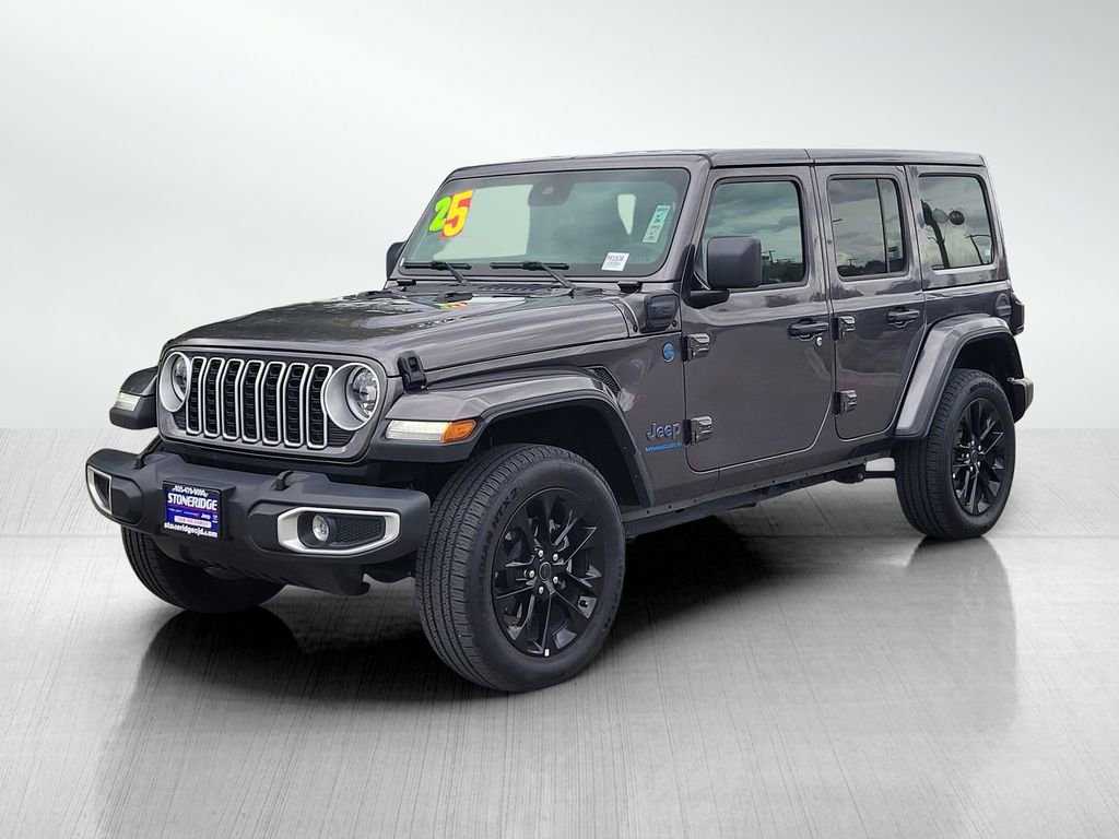 Used 2025 Jeep Wrangler Unlimited Sahara w/ Safety Group AWD/4WD image 8