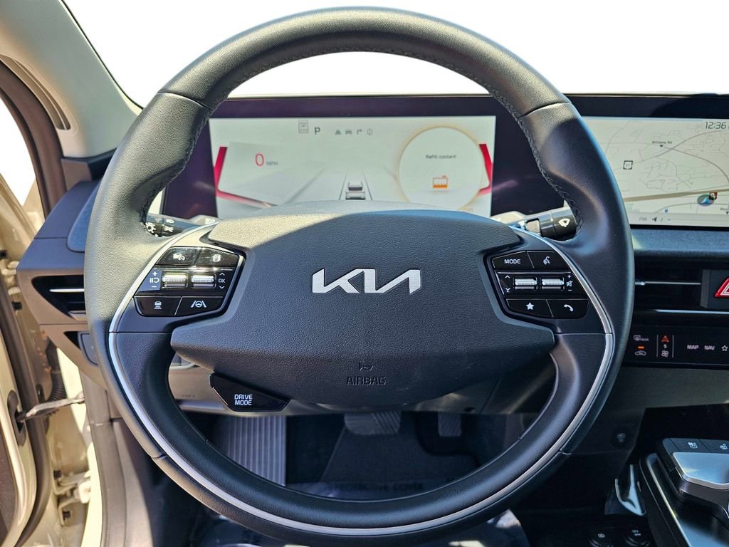 Used 2023 Kia EV6 Wind RWD image 19