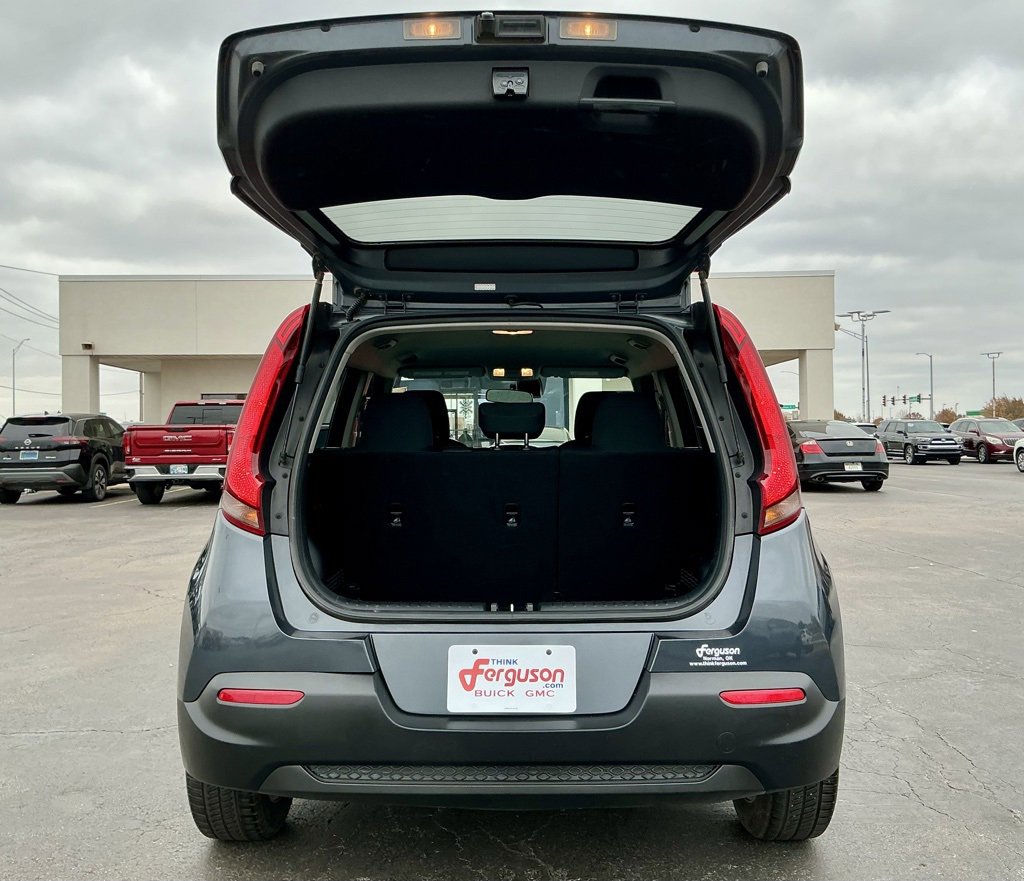Used 2020 Kia Soul S image 18