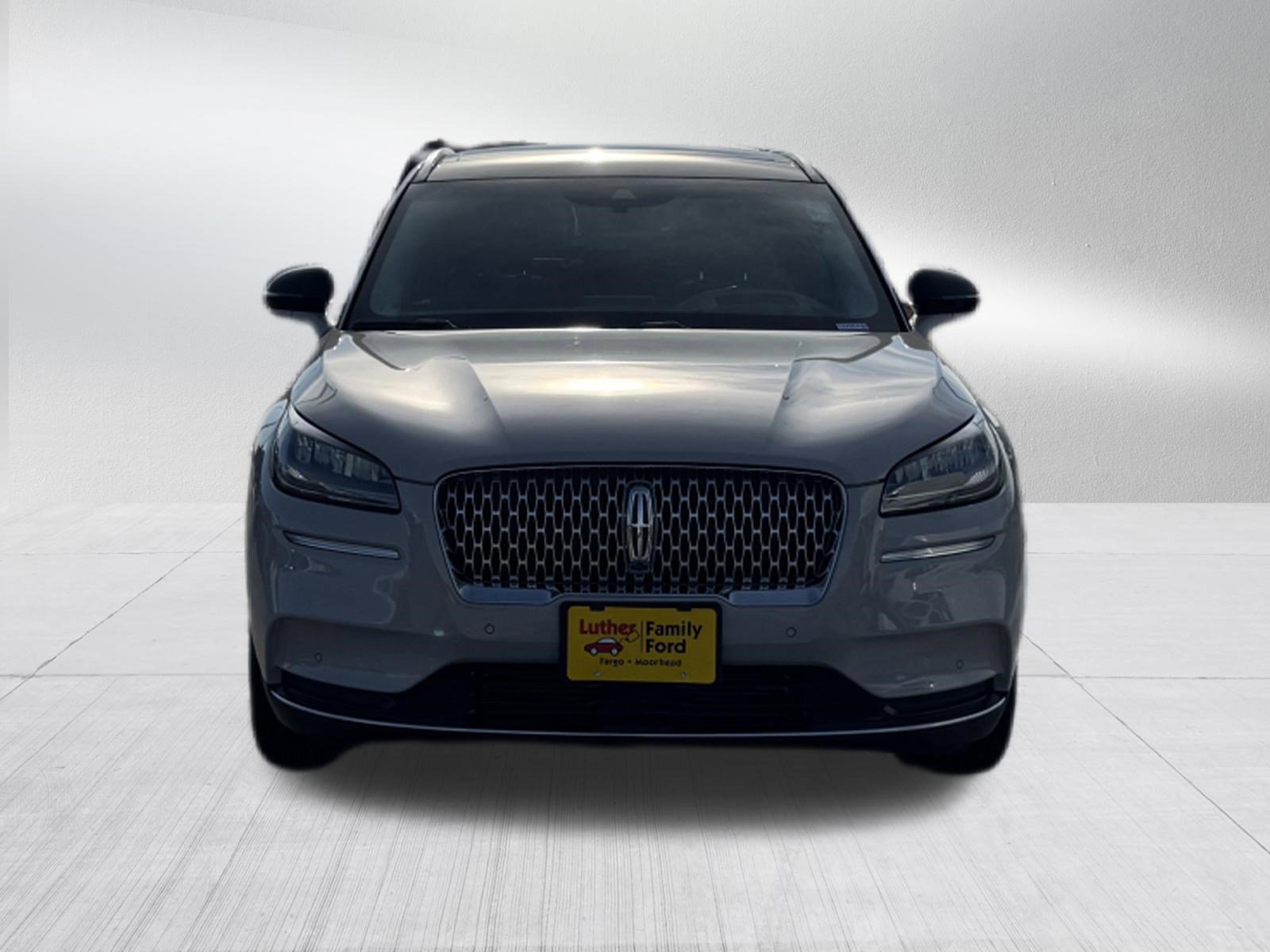 Used 2022 Lincoln Corsair Reserve w/ Luxury Package image 2