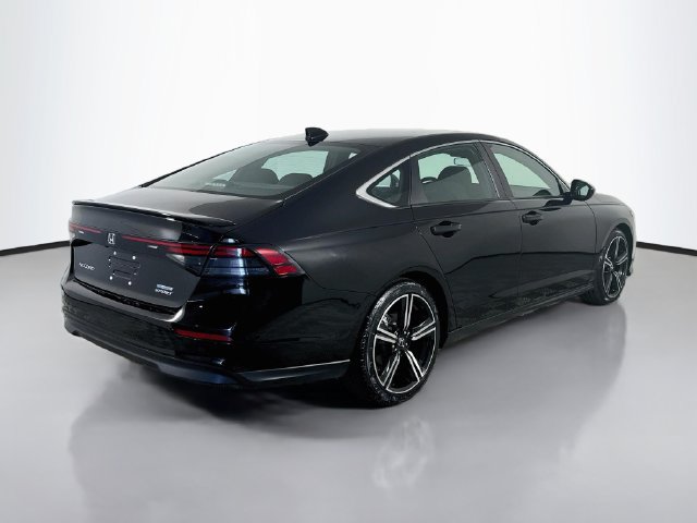 Used 2024 Honda Accord Sport image 10