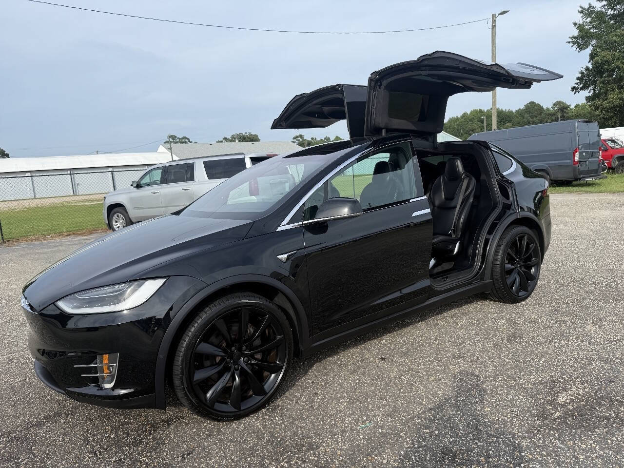 Used 2019 Tesla Model X Long Range AWD/4WD image 6